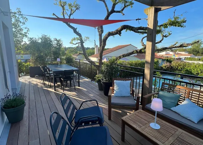 Villa Maison 8/10 Pers / Piscine Chauffée / St Palais Sur